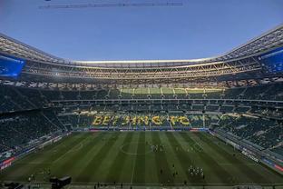 Lyon đã ký hợp đồng với hai quốc tế Brazil từ Botafogo, hai câu lạc bộ thuộc về cùng một chủ sở hữu